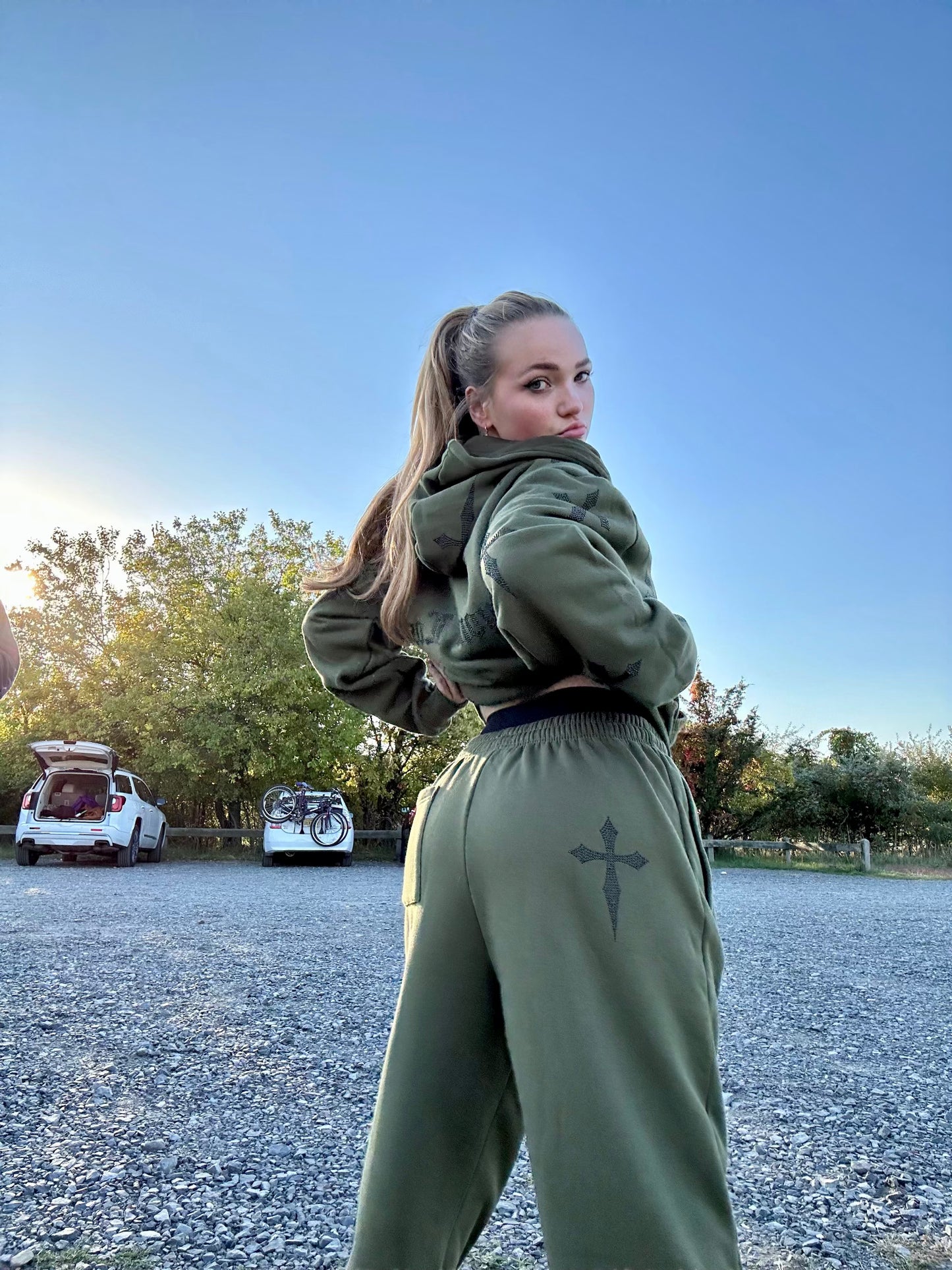 3 Zip Pockets Olive Green Rhinestone Sweatpants: Black Daggers